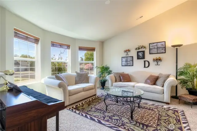 Formal sitting area, perfect place to showcase your piano