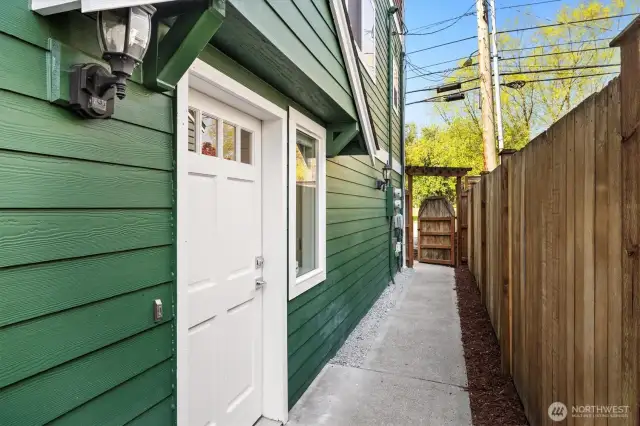 Walk way to entry