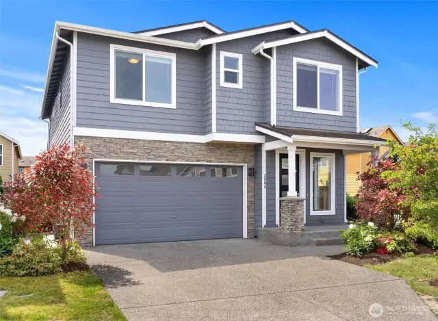 Welcome to your new home at 3808 113rd Pl SW, Lynnwood!