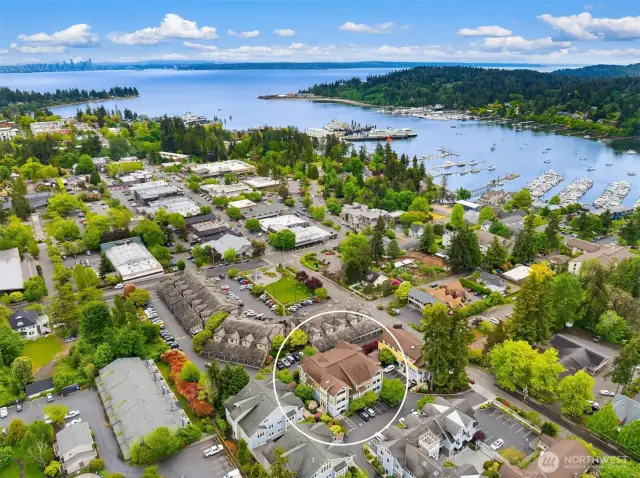 Downtown Winslow and Marina's are just outside your door!