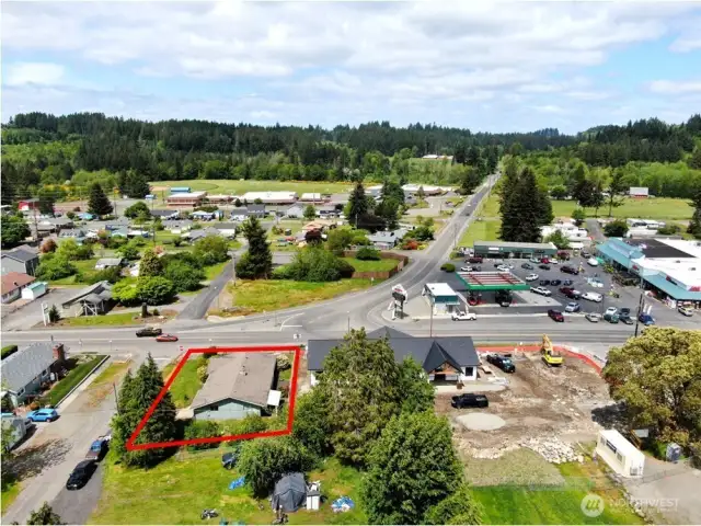Perfect central location! Head north to Tumwater/Olympia, west to Rochester/Centralia or east to Rainier/Yelm!