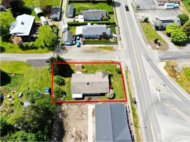 Great corner lot location