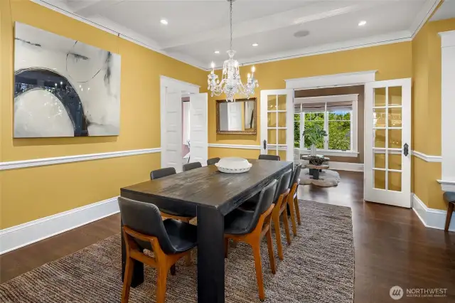 Paint colors in the living, dining & foyer are more vibrant in person than photos show.