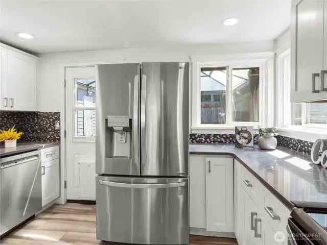 Smart LG fridge (app compatible)