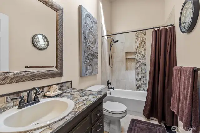 Upstairs full bath