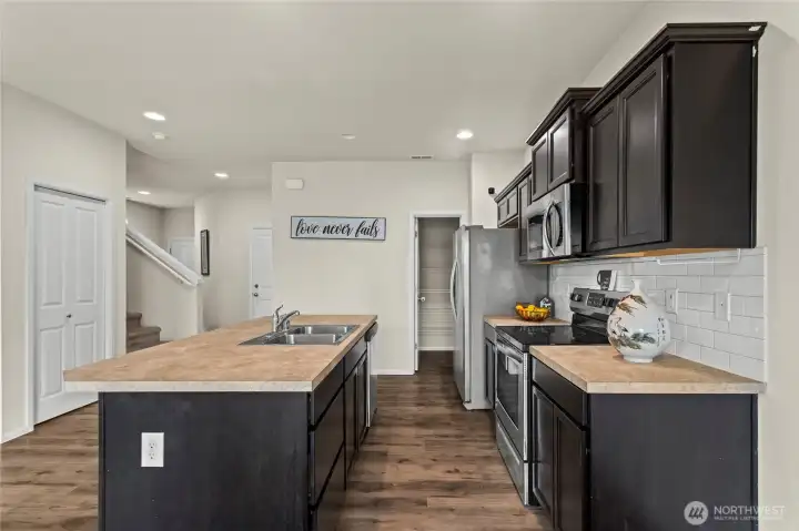 chef-friendly island kitchen