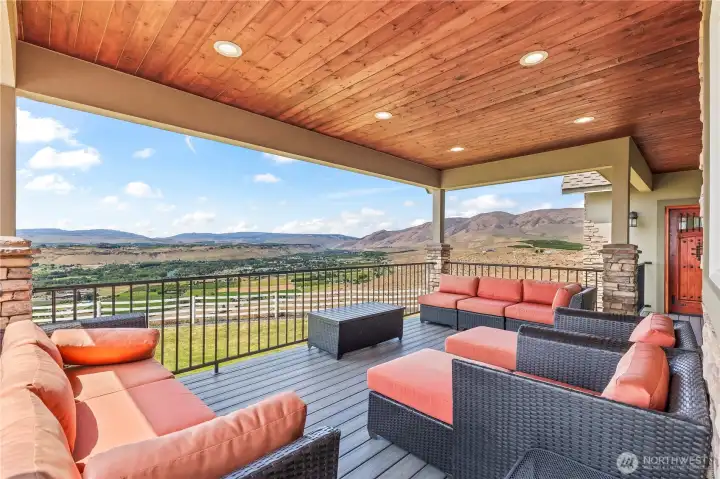 Main level covered patio space