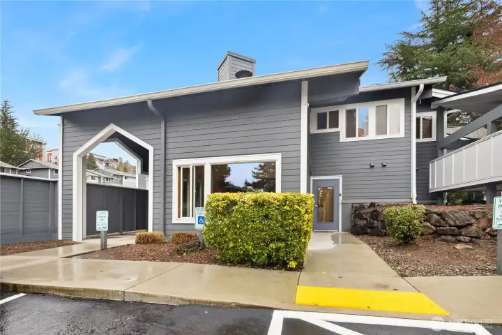 Entrance to pool (left) and clubhouse (straight). Entertain yourself with billiard pool game with friends or swim in the open pool and get some tan over the summer ;)