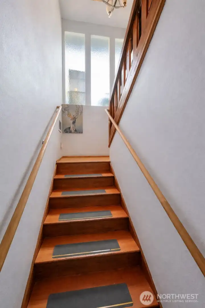 Stair leading to the lower level