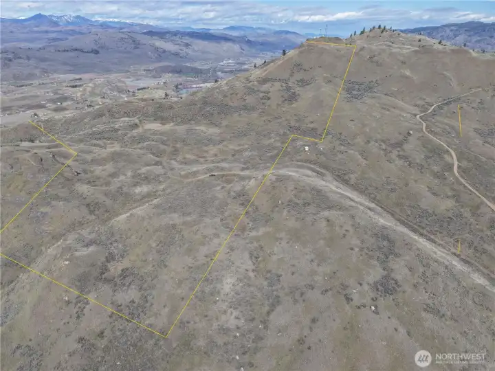 Yellow lines are approximate