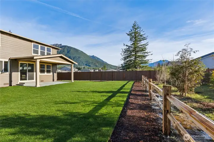 No matter what direction you look you'll see mountains. Photo rendering is representational and may be virtually staged. Actual home is under construction and finishes, elevation, and paint colors may vary. See site agent for details. No matter what direction you look you'll see mountains. Photo rendering is representational and may be virtually staged. Actual home is under construction and finishes, elevation, and paint colors may vary. See site agent for details.