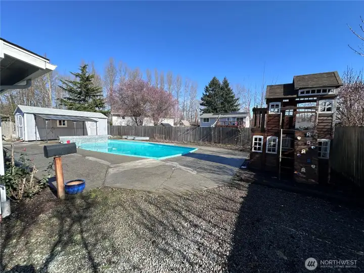 Playhouse is older and will need to be revised. mailbox was for tenants that rented the RV space. Playhouse is older and will need to be revised. mailbox was for tenants that rented the RV space.