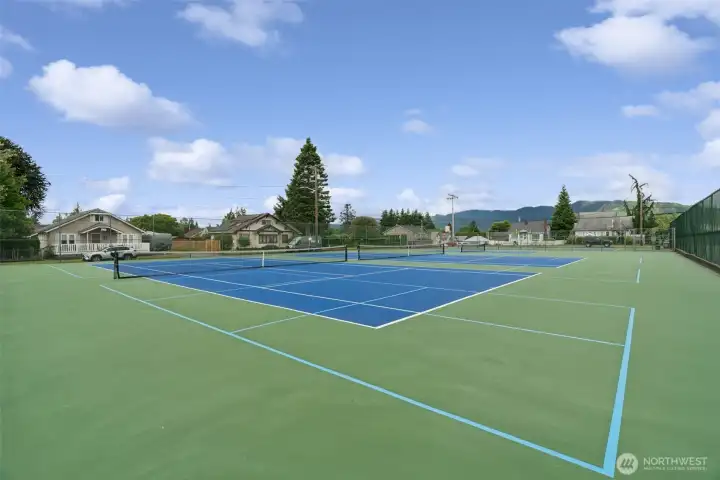 Community tennis and sport courts provide additional recreational amenities for residents seeking an active Pacific Northwest lifestyle. Community tennis and sport courts provide additional recreational amenities for residents seeking an active Pacific Northwest lifestyle.