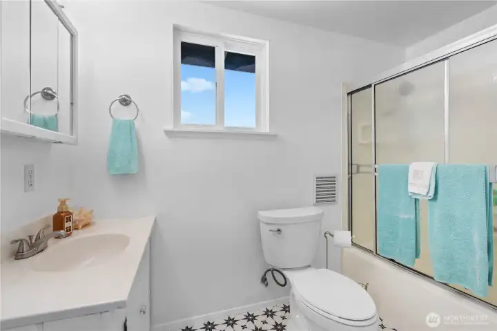 Full bathroom upstairs.