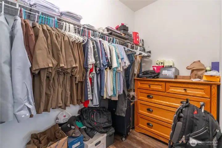 PRIMARY WALK IN CLOSET