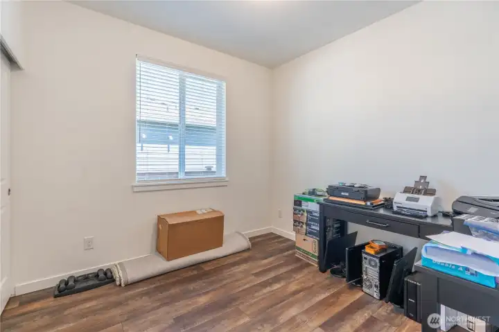 3RD BED OR HOME OFFICE