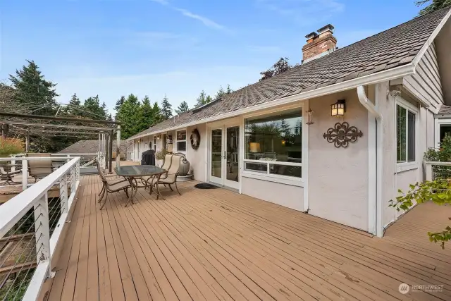 Deck overlooking Puyallup Valley