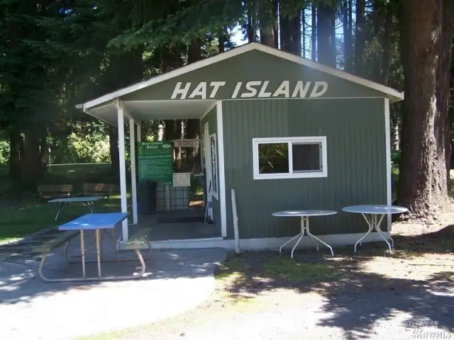 USGA Rated Golf Course with Golf Caddy Shack.   Play on your own, or join one of the many tournaments hosted.