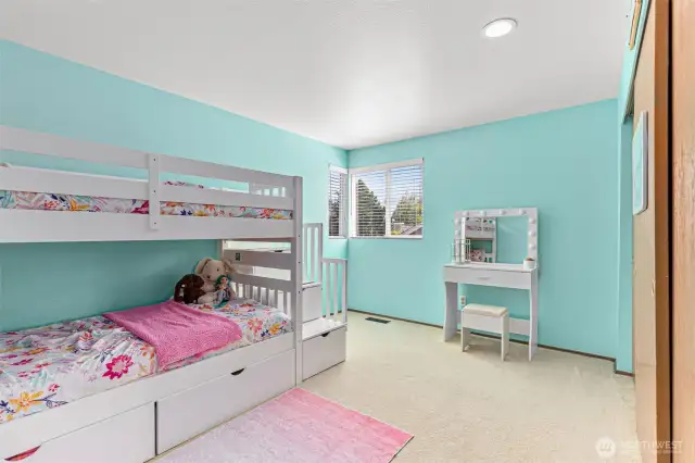 Another generously-sized upstairs bedroom. Both have great closet space, too!