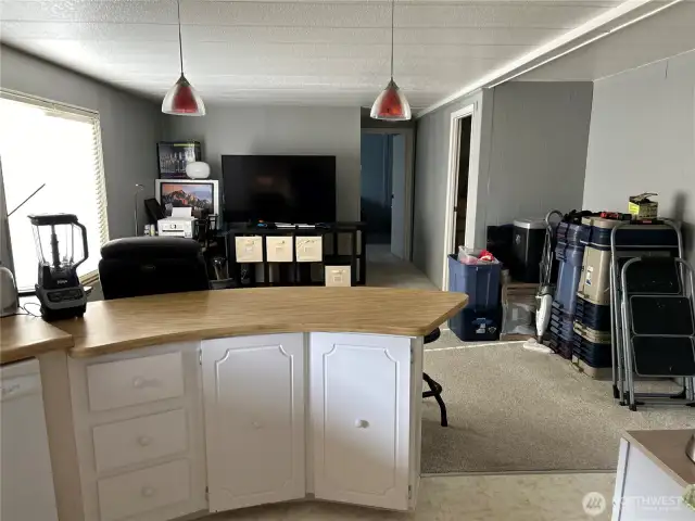 Breakfast bar