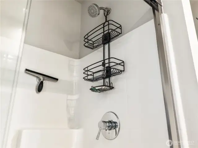 Primary en suit Bath
