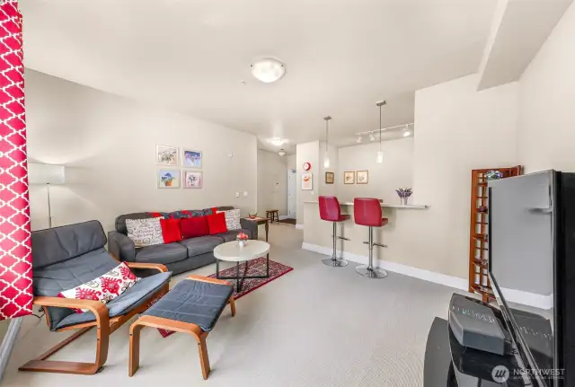 A pleasant spot to entertain guests!