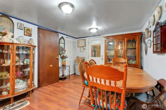 Eat in kitchen area, nice sized