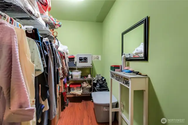primary walk in closet