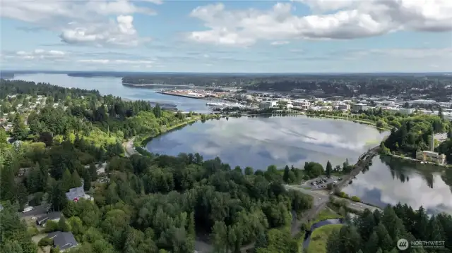 Puget Sound just minutes away..