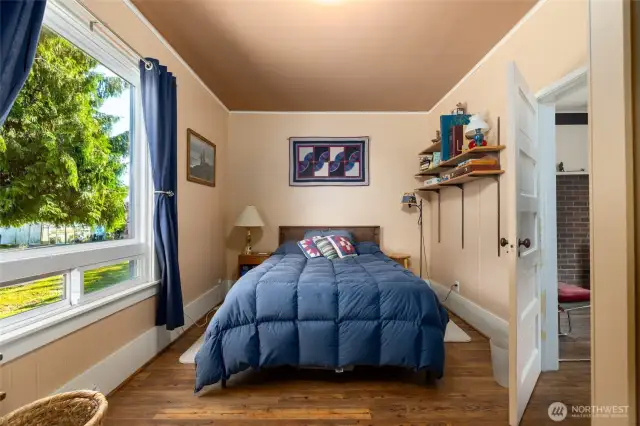 Main floor bedroom w/ensuite bathroom.
