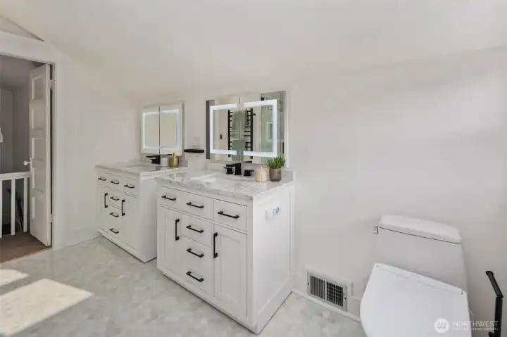 Primary bath