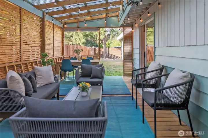 Huge Entertainment sized covered deck. Excellent for year round use.