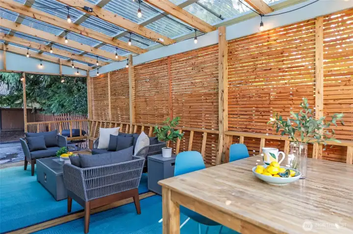 Clear covered deck allows for light-filled use anytime of year.