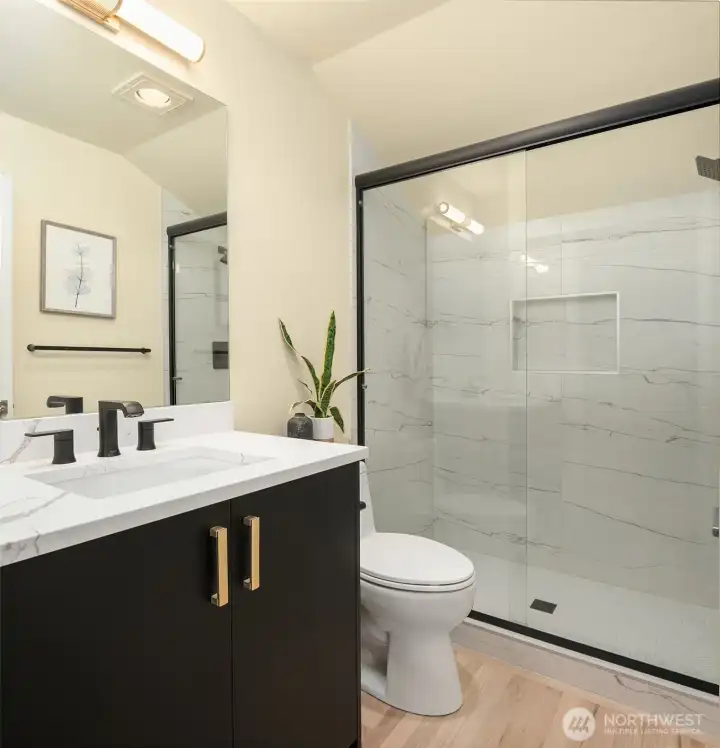 Main Floor 3/4 Bath