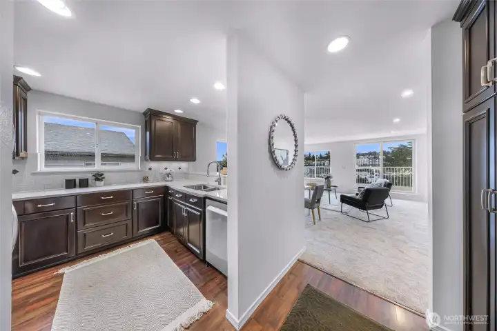 Open kitchen with breakfast bar.