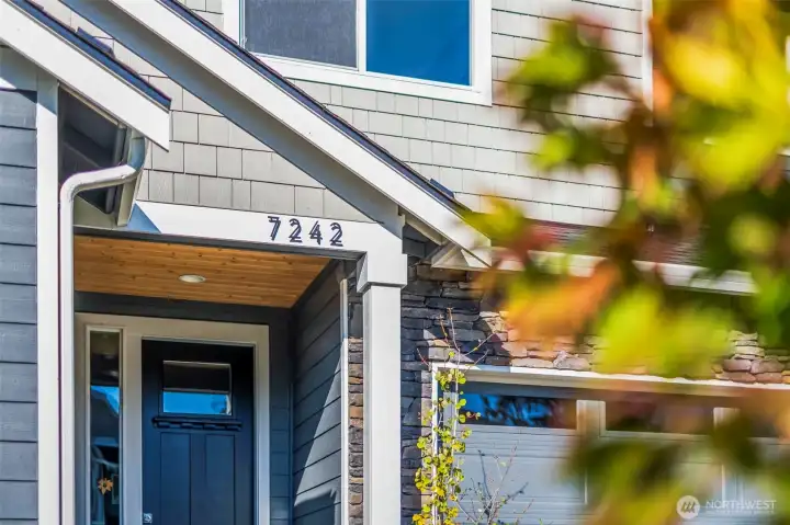 Welcome to 7242 Sinclair