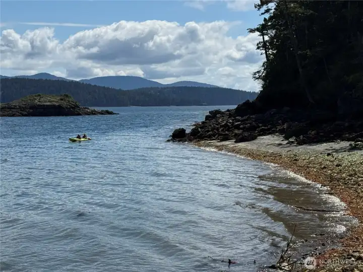 Launch your kayak, paddle board or dinghy from your own beach. Clams, muscles and crab for dinner. Bring a picnic and play all day.