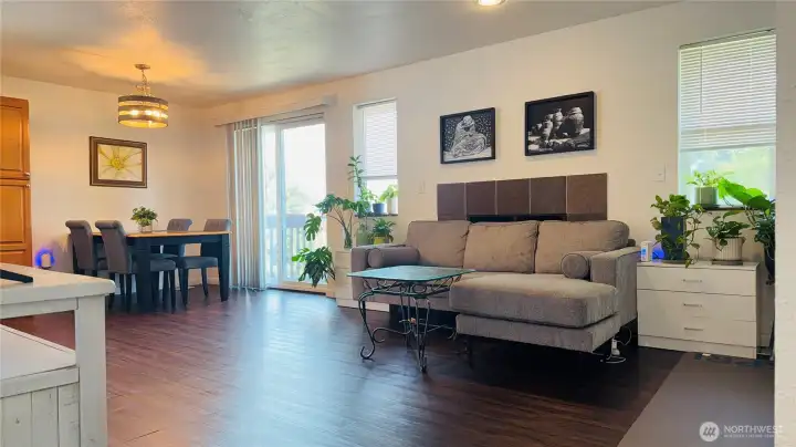 M - Living & Dining Area