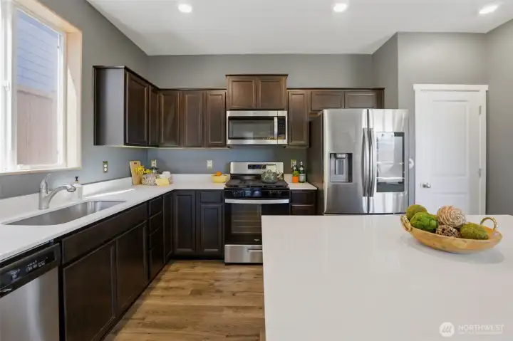 lovely light space in kitchen