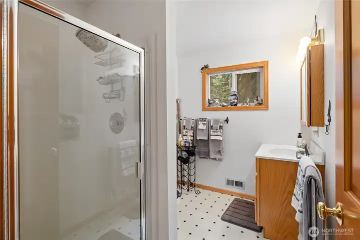 Upstairs bathroom.