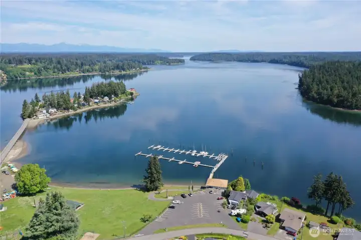 This is the Thurston County San Juan Islands equivalent.  Steamboat Island Hope Island, Squaxin Island are all just an easy paddle away PLUS you have all the inlets too.