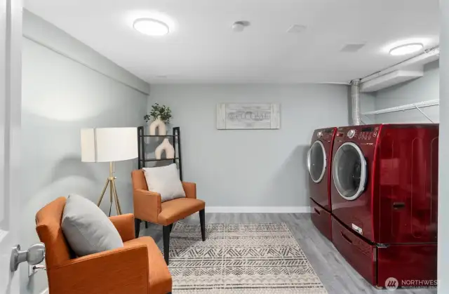 Huge laundry in ADU or MIL unit, and all types of space, prefect for craft room. New appliances!