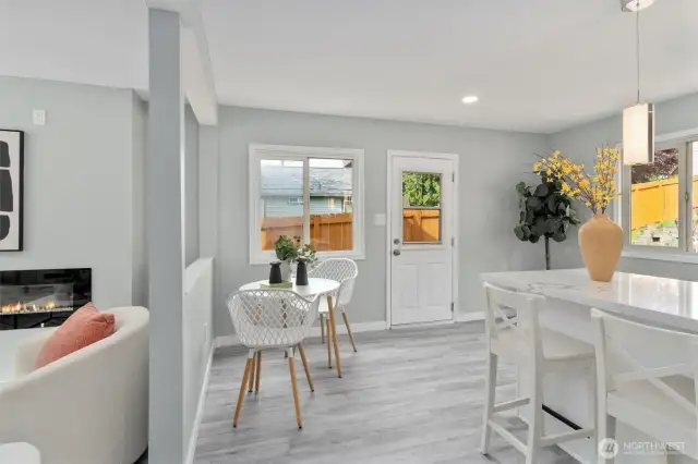 New stainless steel appliances, quartz countertops, huge island. Breakfast nook.