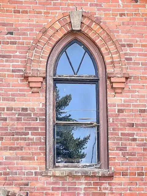 Window details
