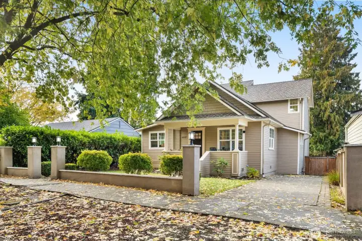 Welcome to 6507 41st Ave SW!