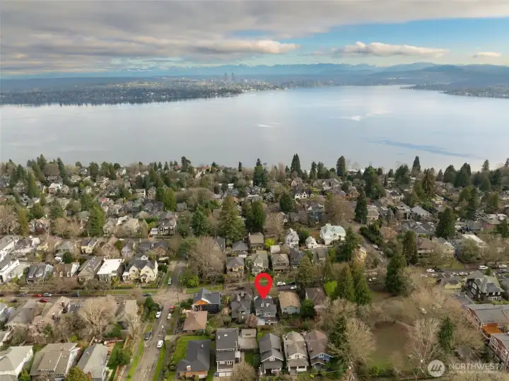 Ideal location, just 1/2 mile from Lake Washington and Madrona Beach Park.