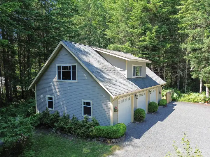 3-Car Detached Garage & ADU
