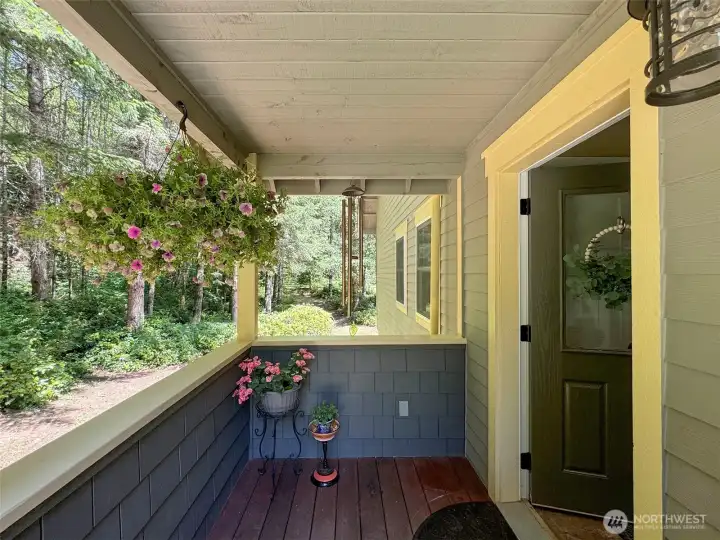 Enter with class and a sense of spaciousness yet a feel of comfort & coziness...