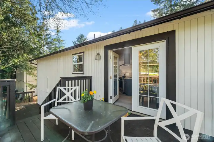 Upper Deck  12615 68th Av Ct E, Puyallup, WA 98373-8821