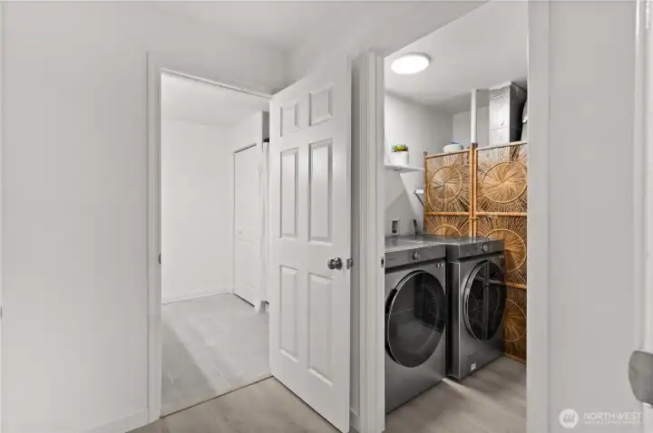 Lower Bath  12615 68th Av Ct E, Puyallup, WA 98373-8821